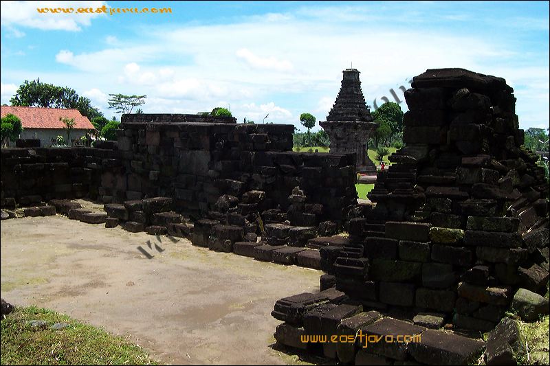 penataran-temple-13